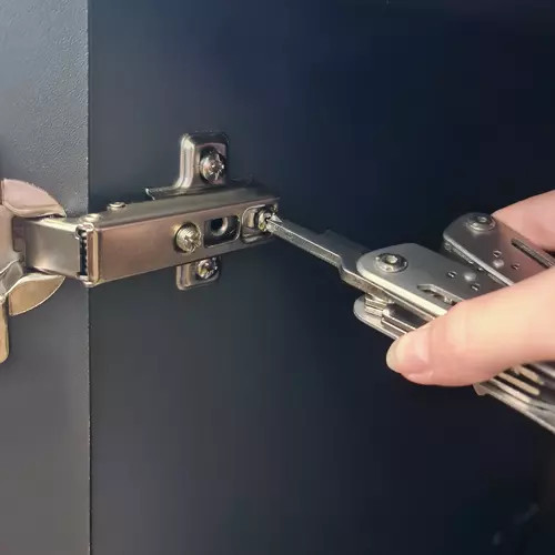 Multitool Survivalovy Nástroj 13v1 + Bity Sada multifunkčných nástrojov